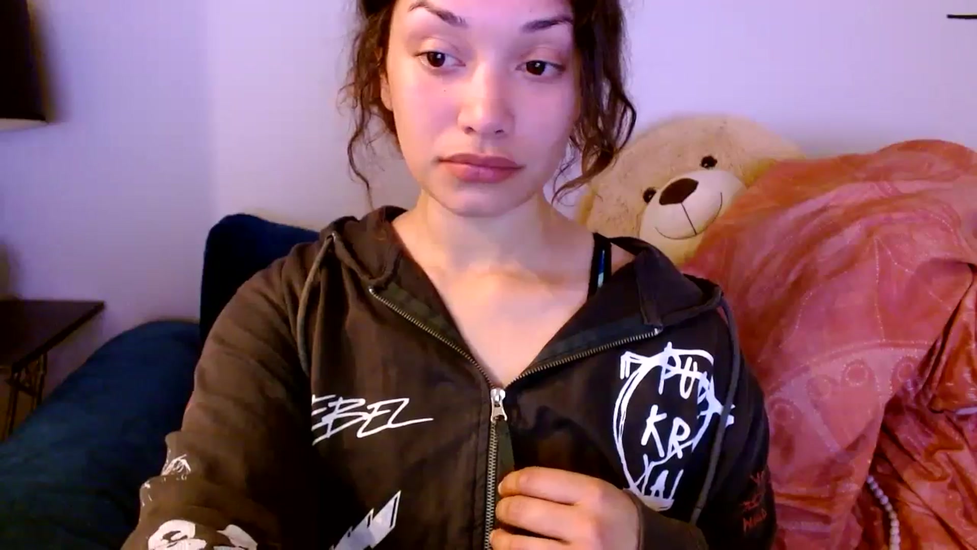 Gallery image thumbnail from Scar__lett's myfreecams stream on, 03/18/2024, 08:44 image 13 of 20
