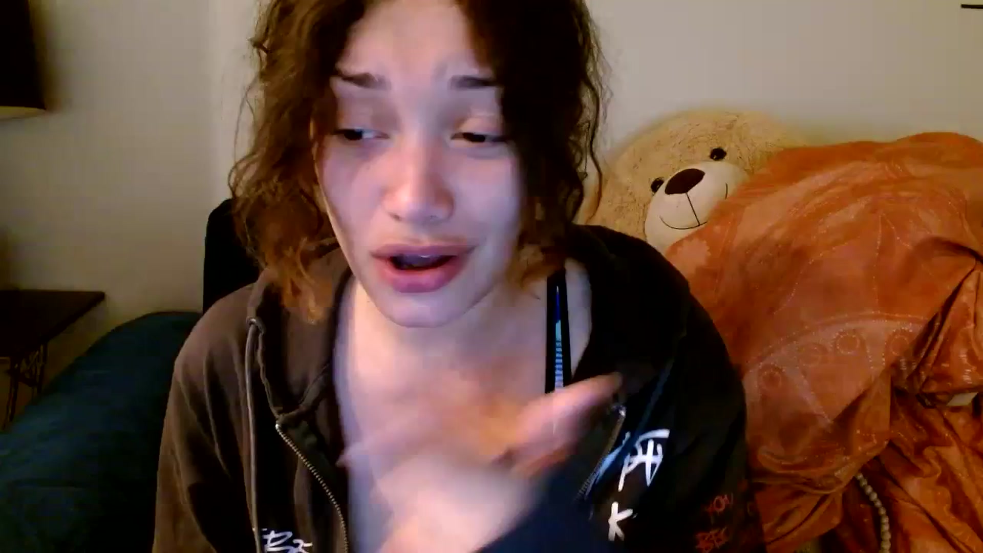 Gallery image thumbnail from Scar__lett's myfreecams stream on, 03/18/2024, 08:44 image 5 of 20