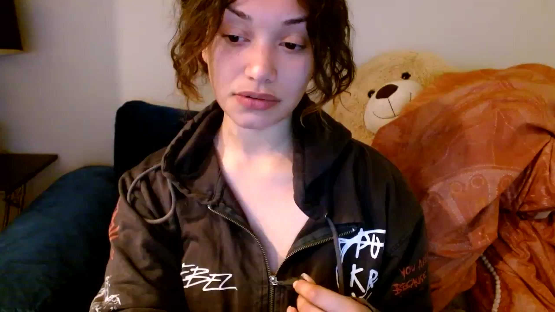 Gallery image thumbnail from Scar__lett's myfreecams stream on, 03/18/2024, 08:44 image 10 of 20