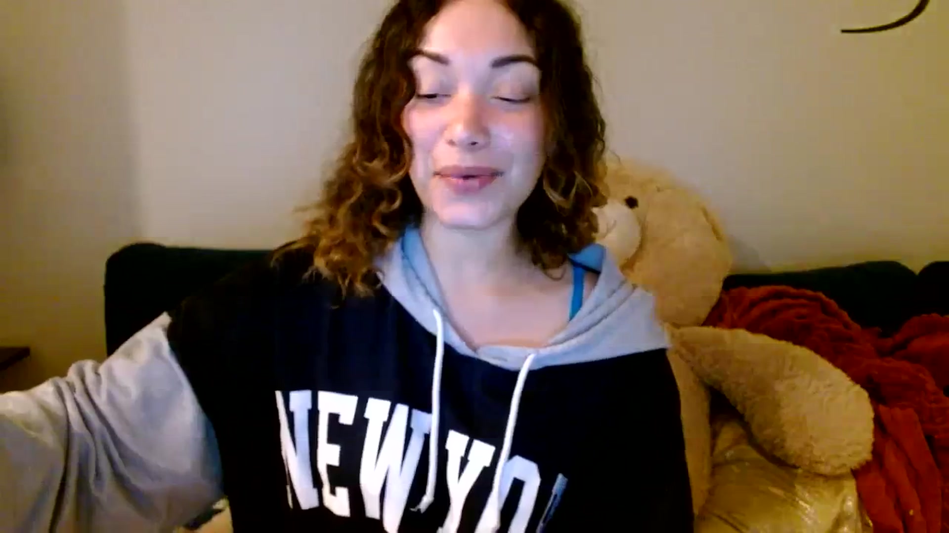 Gallery image thumbnail from Scar__lett's myfreecams stream on, 03/23/2024, 07:14 image 2 of 20