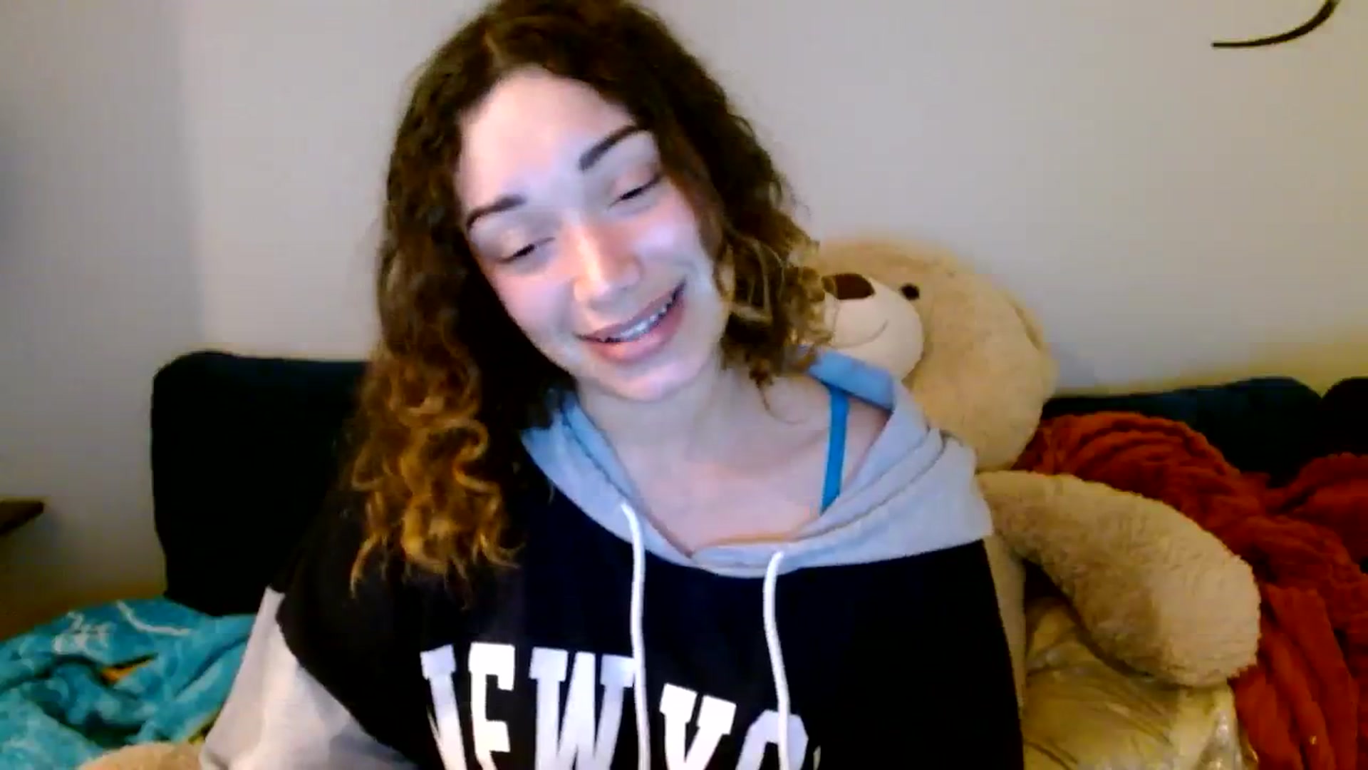 Gallery image thumbnail from Scar__lett's myfreecams stream on, 03/23/2024, 07:14 image 3 of 20