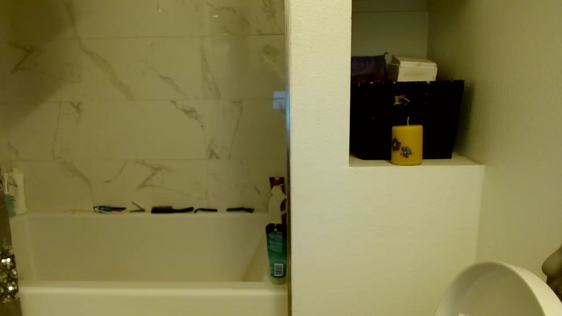 Gallery image thumbnail from Scar__lett's myfreecams stream on, 03/26/2024, 08:22 image 18 of 20