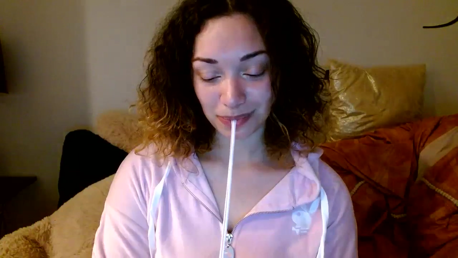 Gallery image thumbnail from Scar__lett's myfreecams stream on, 03/30/2024, 09:59 image 13 of 20