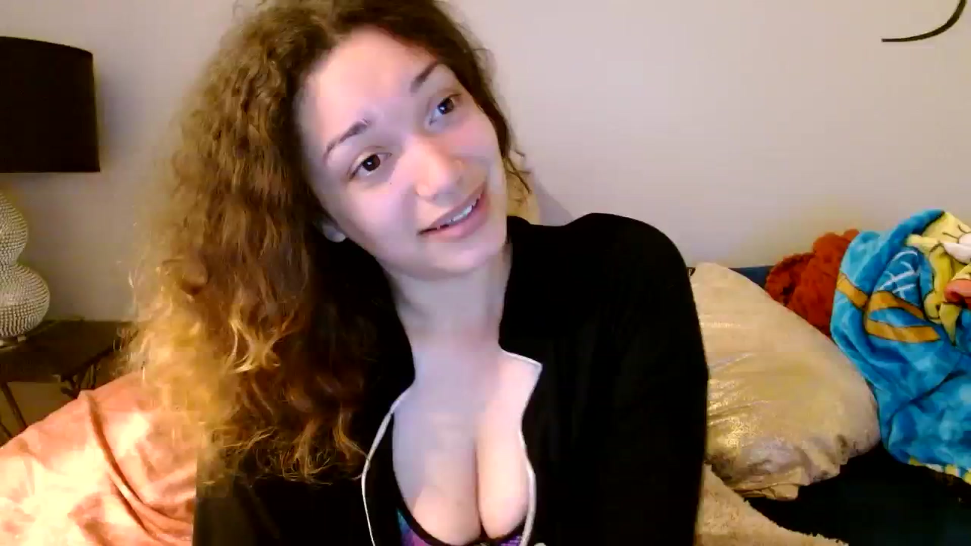 Gallery image thumbnail from Scar__lett's myfreecams stream on, 04/12/2024, 08:42 image 14 of 20