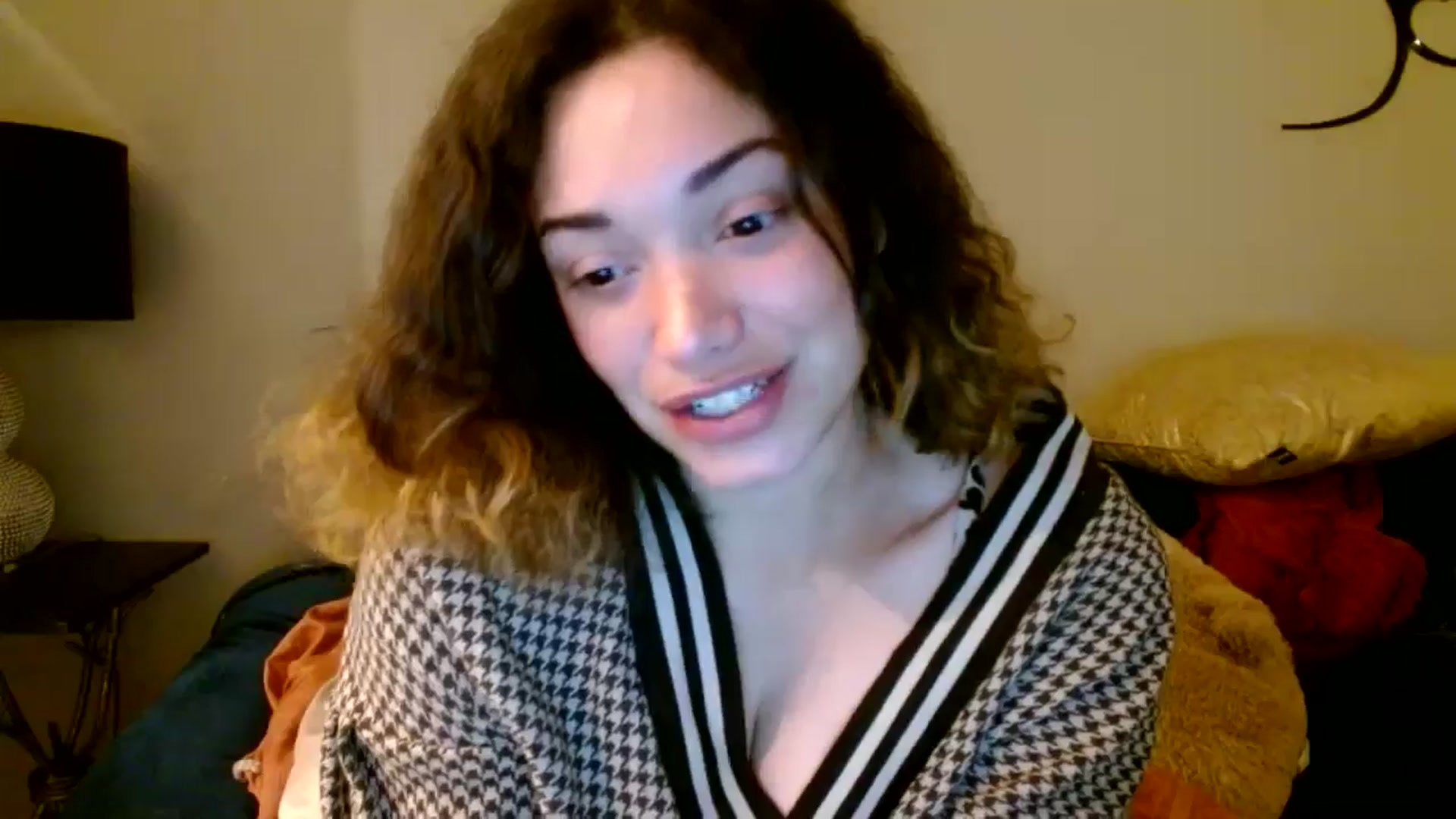 Gallery image thumbnail from Scar__lett's myfreecams stream on, 04/27/2024, 07:29 image 7 of 20