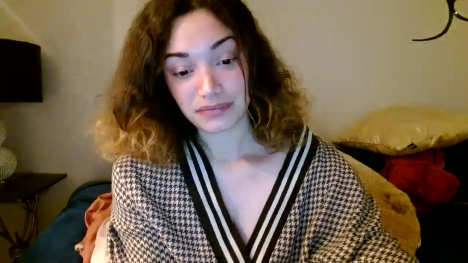 Gallery image thumbnail from Scar__lett's myfreecams stream on, 04/27/2024, 07:29 image 8 of 20