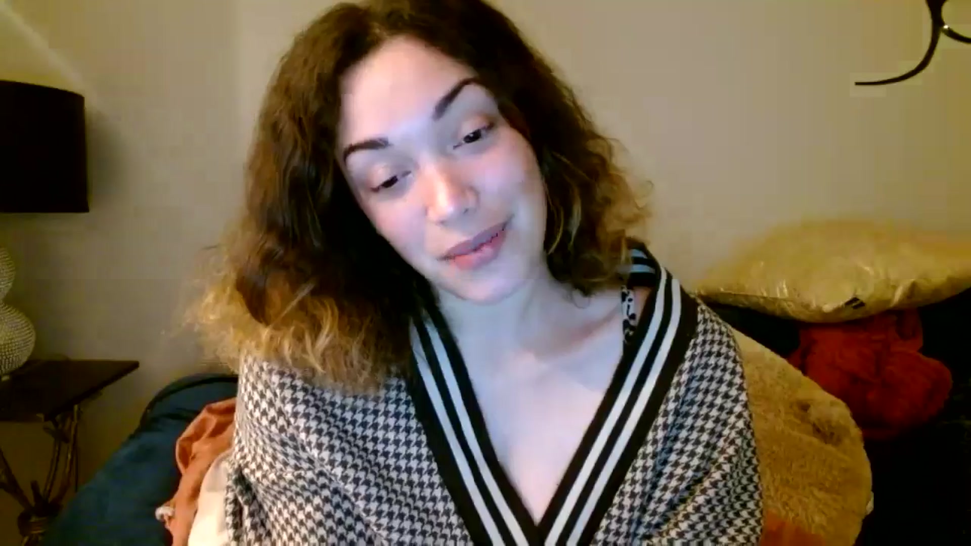 Gallery image thumbnail from Scar__lett's myfreecams stream on, 04/27/2024, 07:29 image 13 of 20