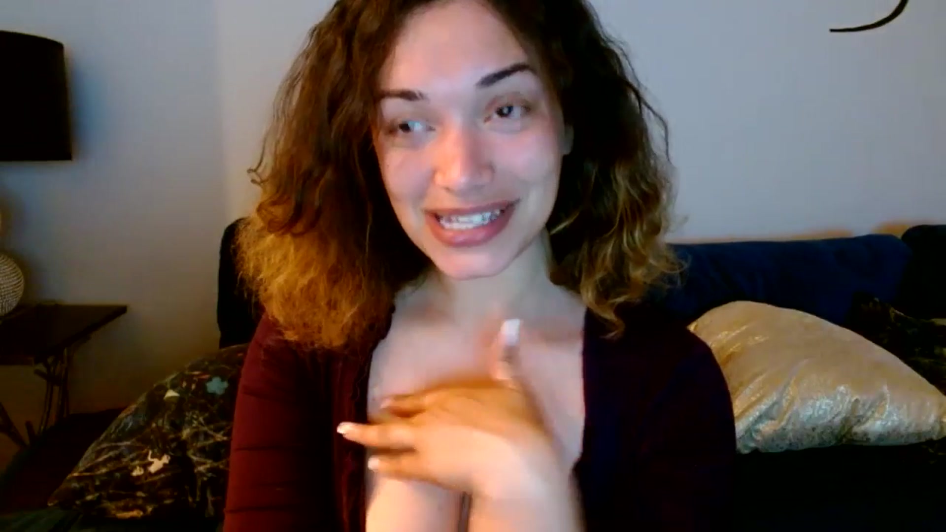 Gallery image thumbnail from Scar__lett's myfreecams stream on, 04/29/2024, 09:14 image 4 of 20
