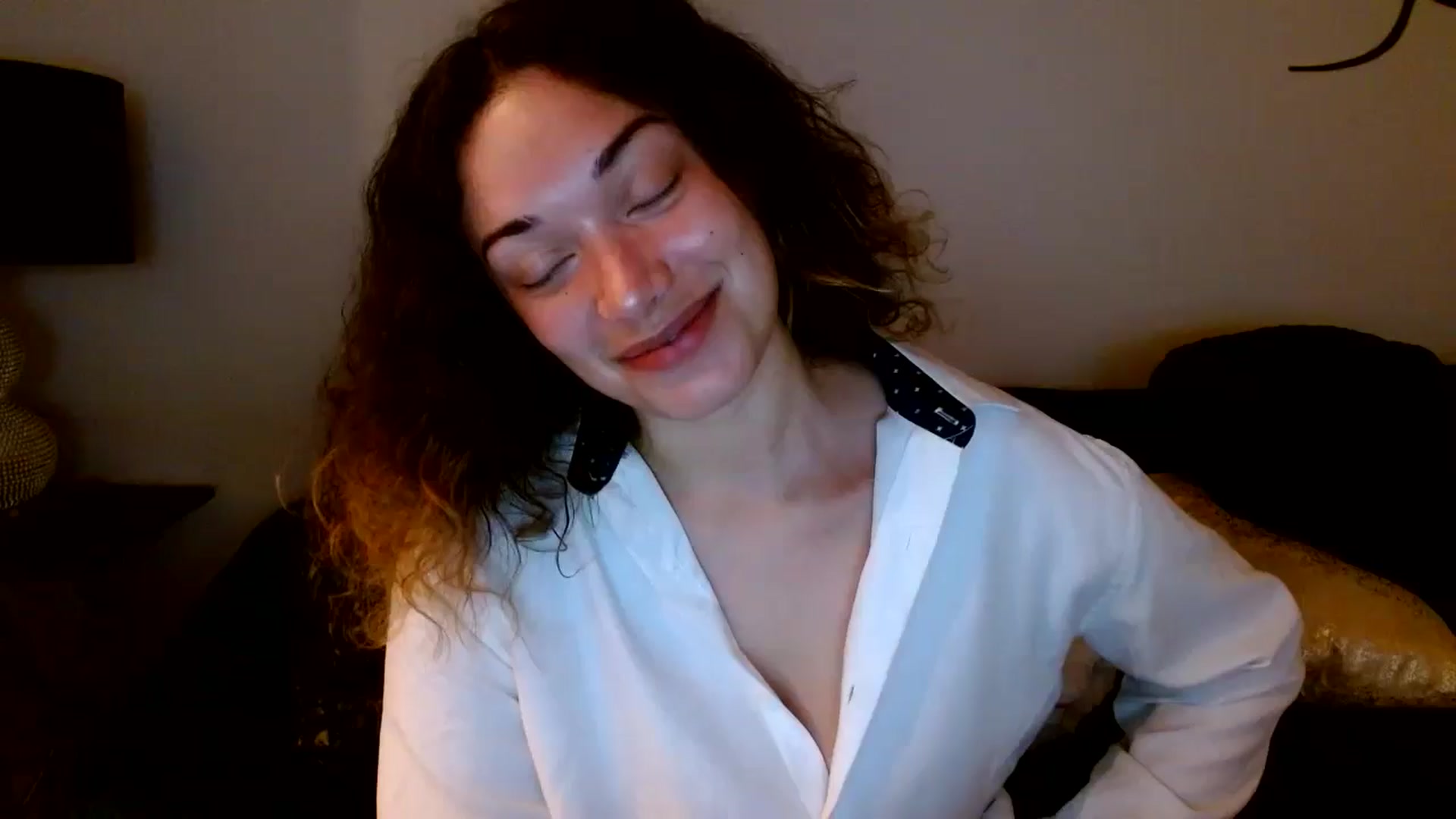Gallery image thumbnail from Scar__lett's myfreecams stream on, 05/04/2024, 07:36 image 1 of 20