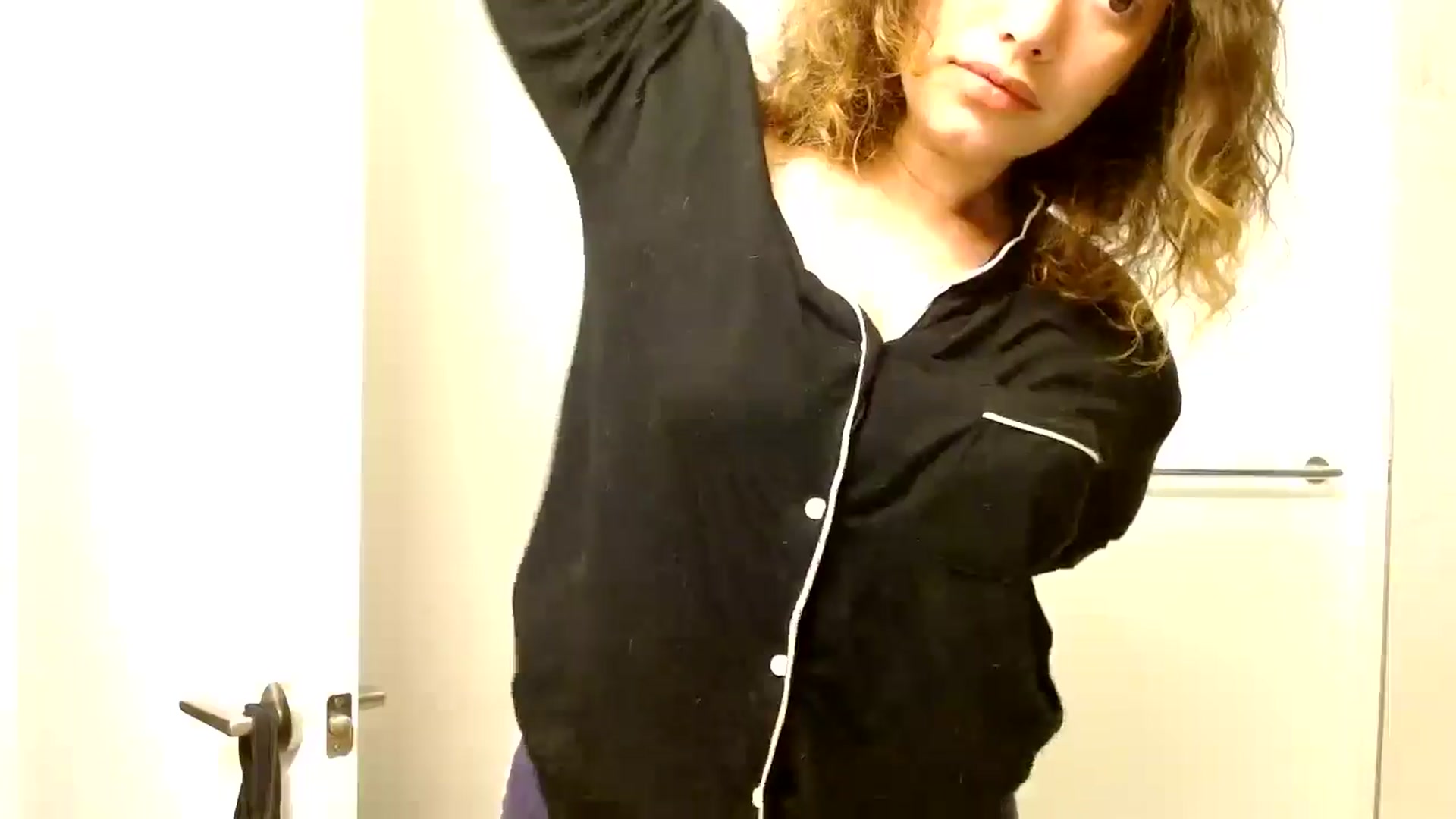 Gallery image thumbnail from Scar__lett's myfreecams stream on, 05/04/2024, 08:17 image 19 of 20