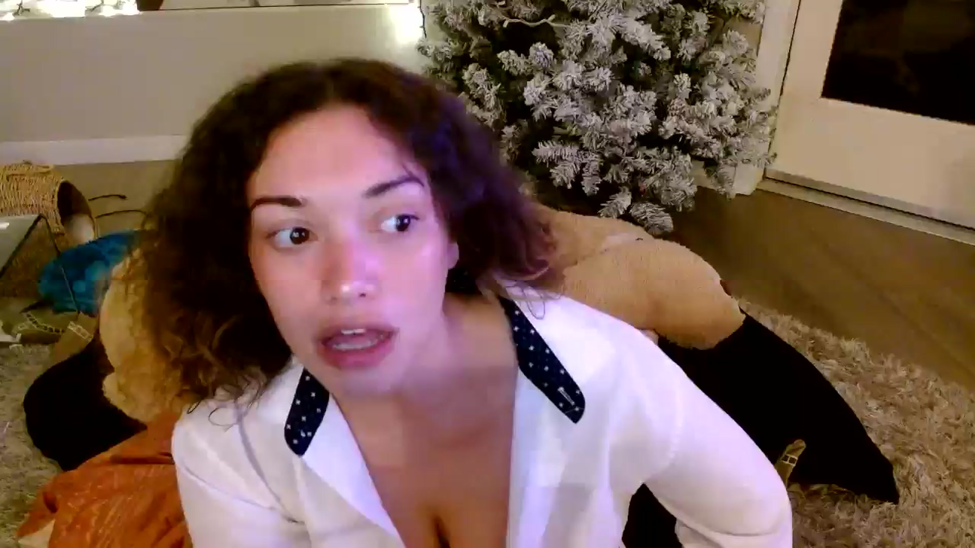 Gallery image thumbnail from Scar__lett's myfreecams stream on, 05/04/2024, 08:17 image 3 of 20