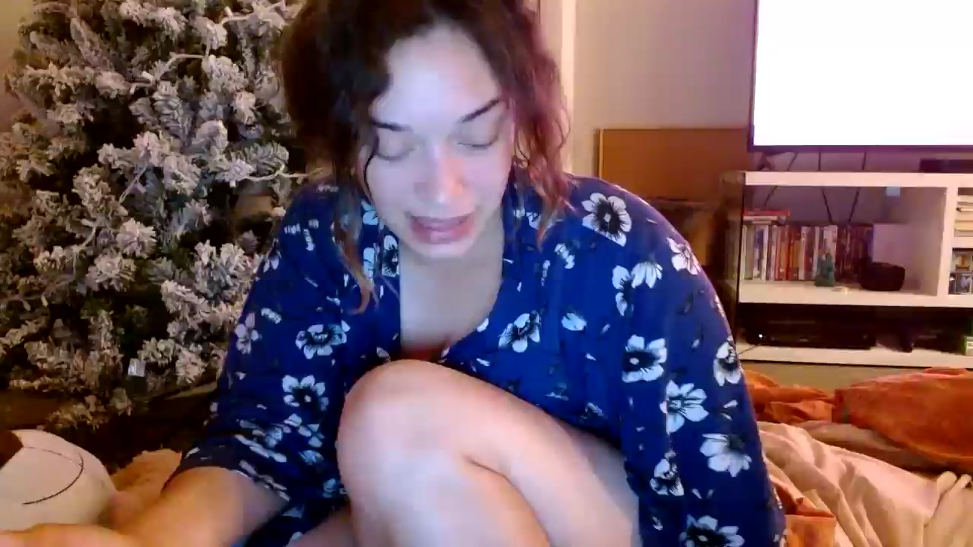 Gallery image thumbnail from Scar__lett's myfreecams stream on, 05/12/2024, 10:20 image 9 of 20