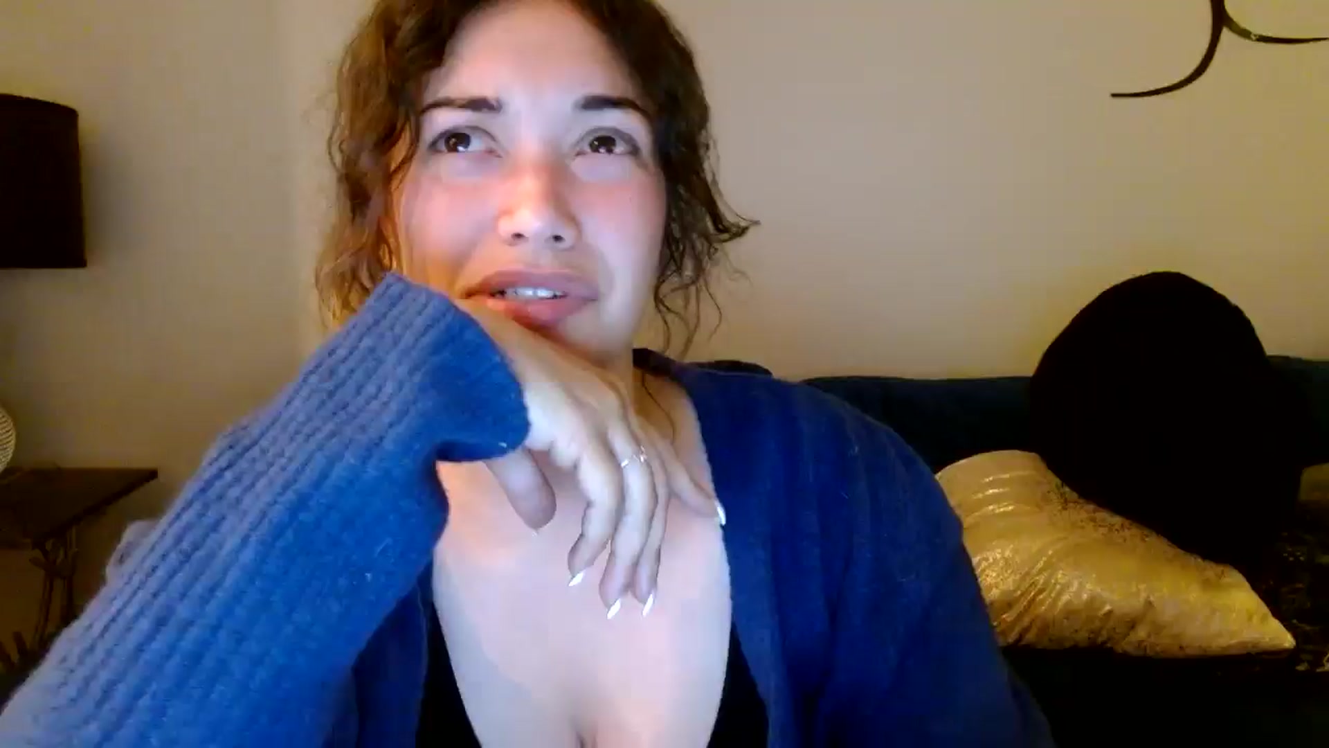Gallery image thumbnail from Scar__lett's myfreecams stream on, 05/17/2024, 08:48 image 14 of 20