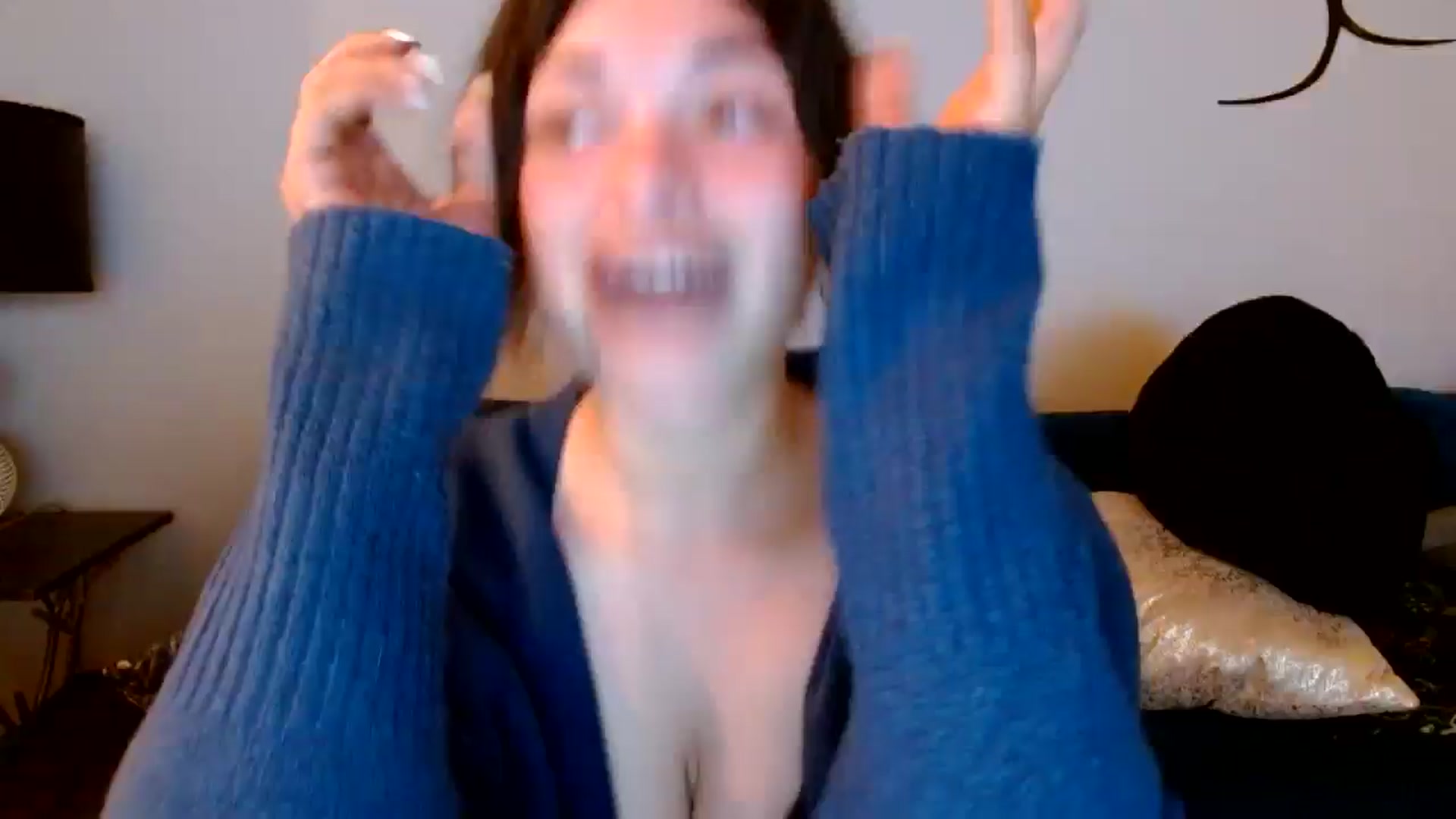 Gallery image thumbnail from Scar__lett's myfreecams stream on, 05/17/2024, 08:48 image 16 of 20