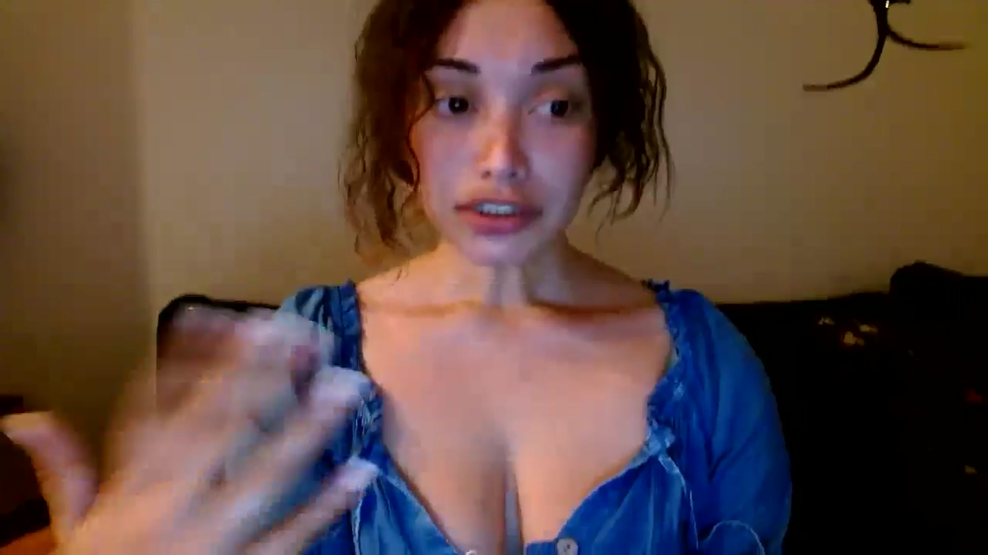 Gallery image thumbnail from Scar__lett's myfreecams stream on, 06/03/2024, 08:59 image 11 of 20