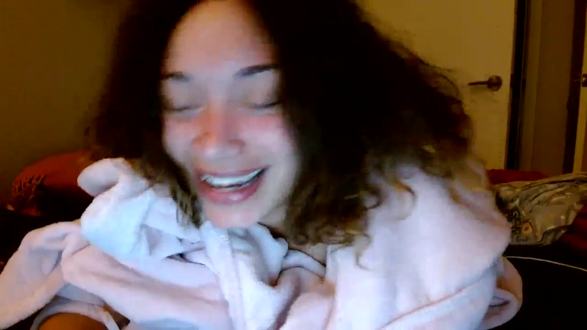 Gallery image thumbnail from Scar__lett's myfreecams stream on, 06/16/2024, 09:24 image 8 of 20