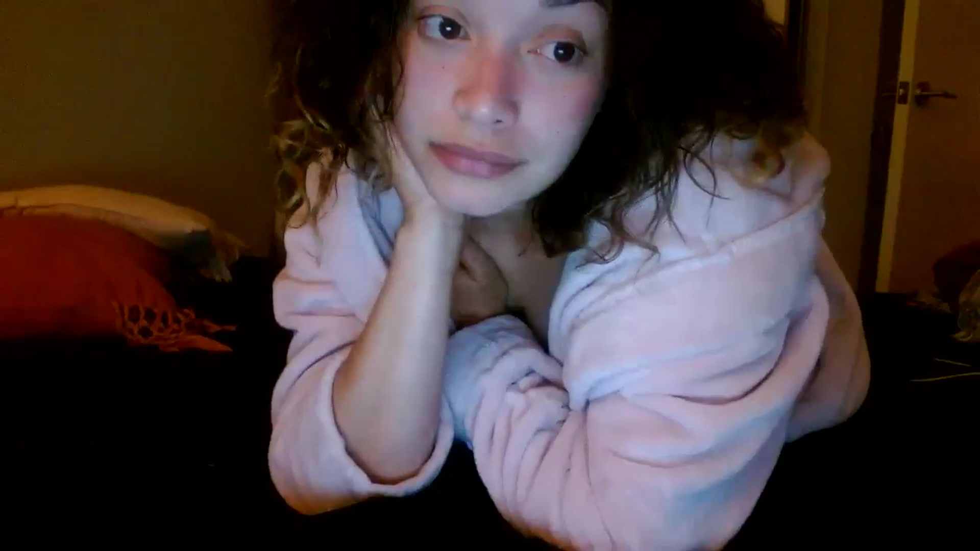 Gallery image thumbnail from Scar__lett's myfreecams stream on, 06/16/2024, 09:24 image 19 of 20