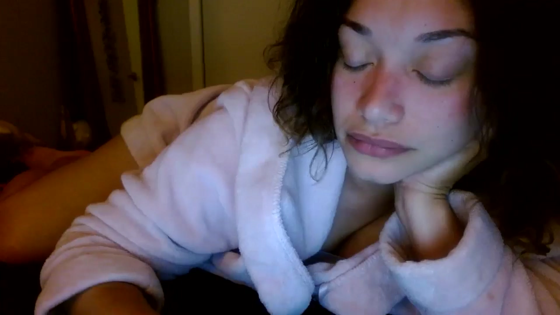 Gallery image thumbnail from Scar__lett's myfreecams stream on, 06/16/2024, 09:24 image 18 of 20