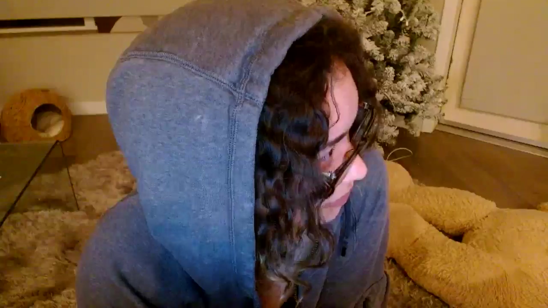 Gallery image thumbnail from Scar__lett's myfreecams stream on, 06/22/2024, 10:46 image 11 of 20