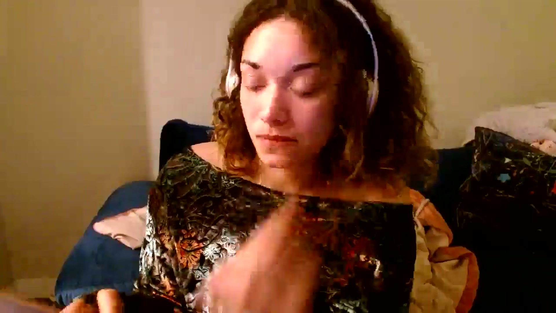 Gallery image thumbnail from Scar__lett's myfreecams stream on, 06/29/2024, 09:36 image 7 of 20
