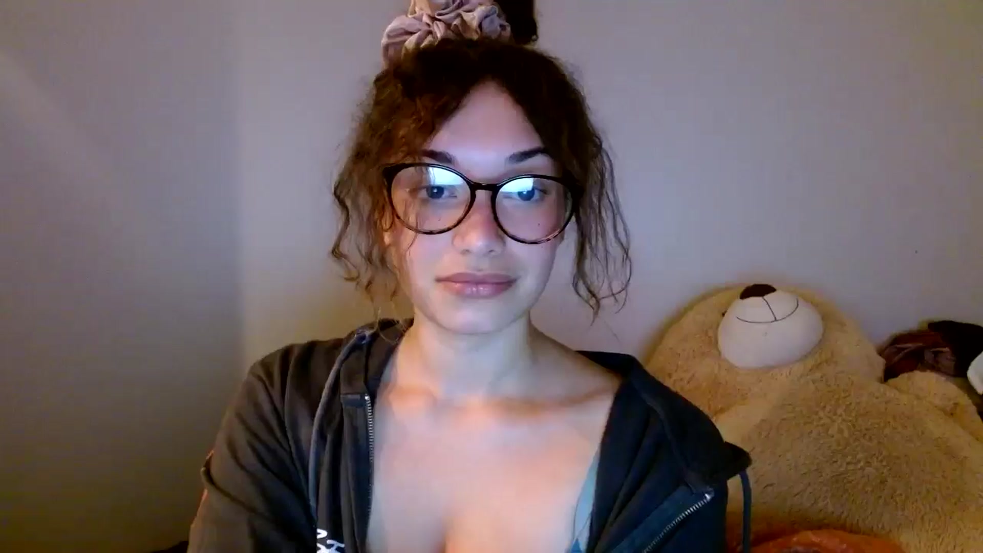 Gallery image thumbnail from Scar__lett's myfreecams stream on, 07/12/2024, 07:41 image 7 of 20