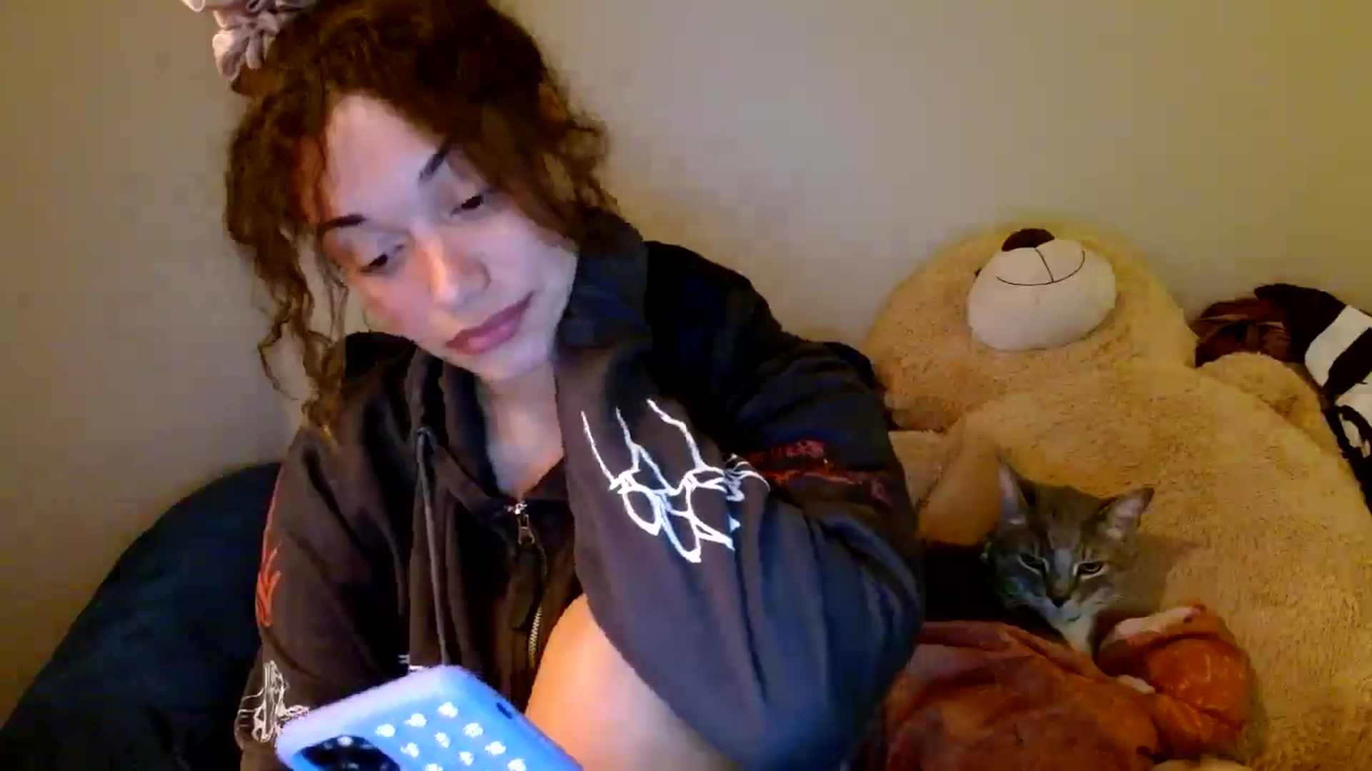 Gallery image thumbnail from Scar__lett's myfreecams stream on, 07/12/2024, 07:41 image 3 of 20
