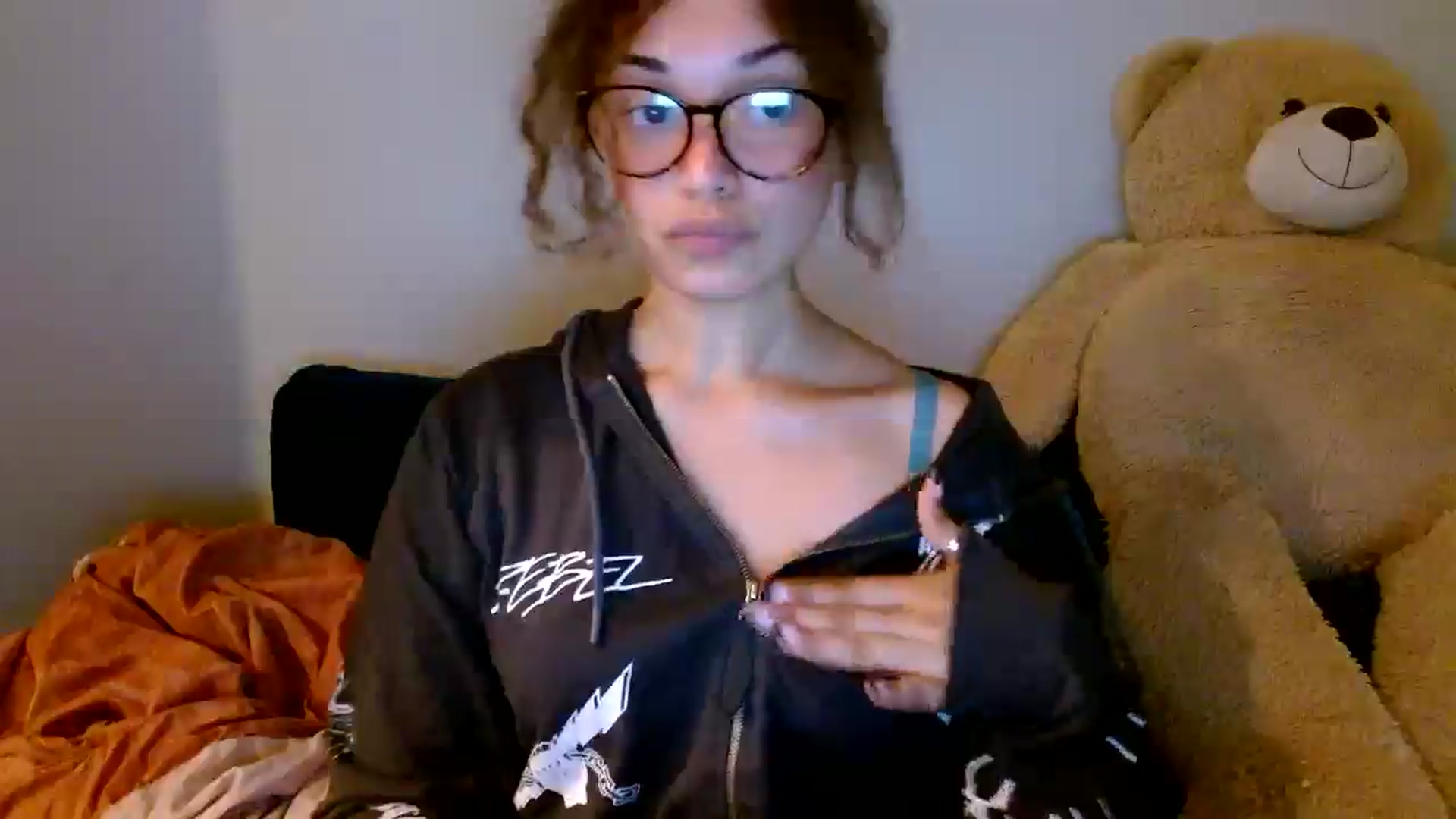 Gallery image thumbnail from Scar__lett's myfreecams stream on, 07/12/2024, 07:41 image 19 of 20