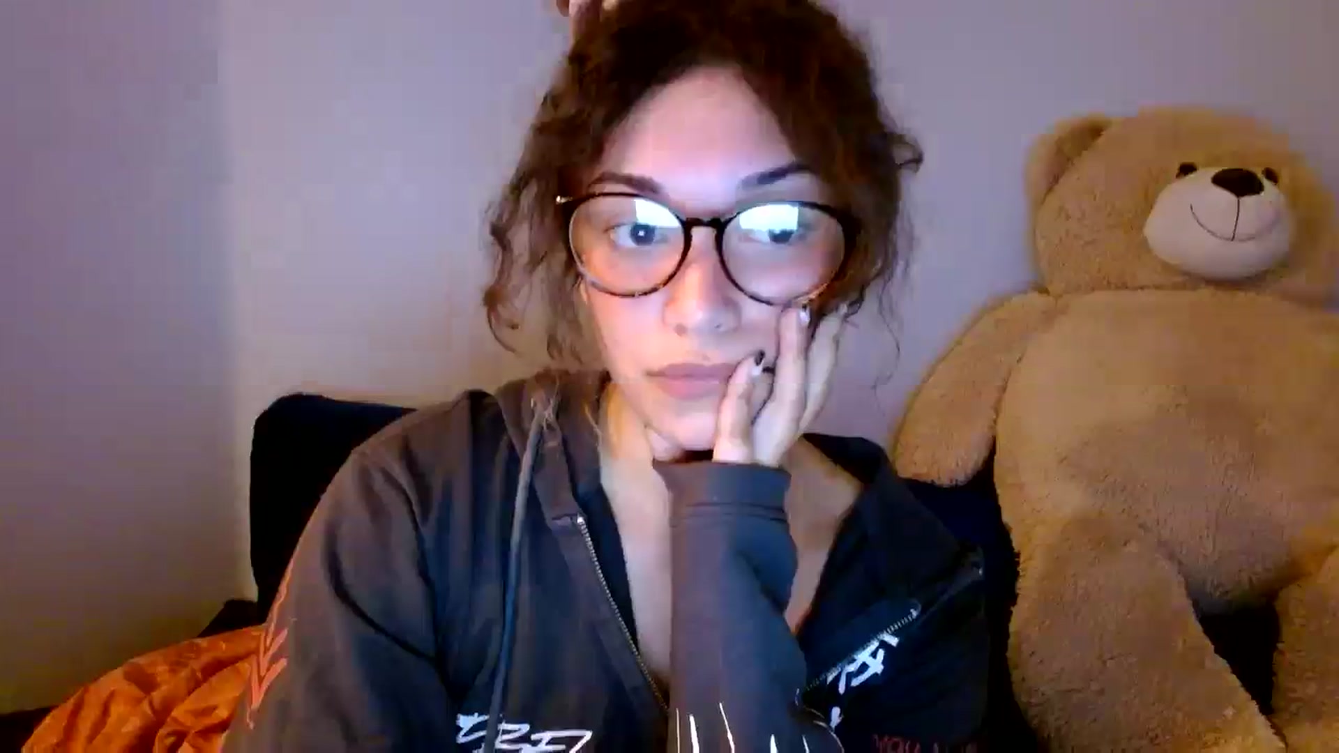 Gallery image thumbnail from Scar__lett's myfreecams stream on, 07/12/2024, 08:03 image 8 of 20