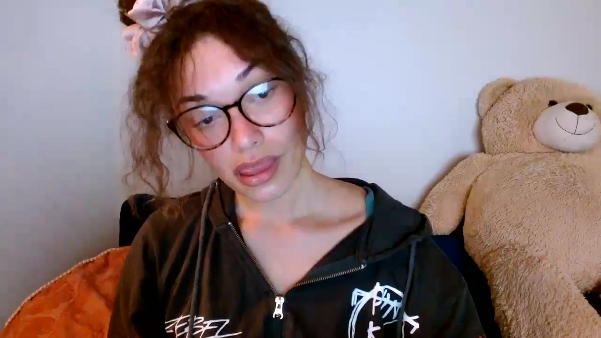 Gallery image thumbnail from Scar__lett's myfreecams stream on, 07/12/2024, 08:59 image 9 of 20