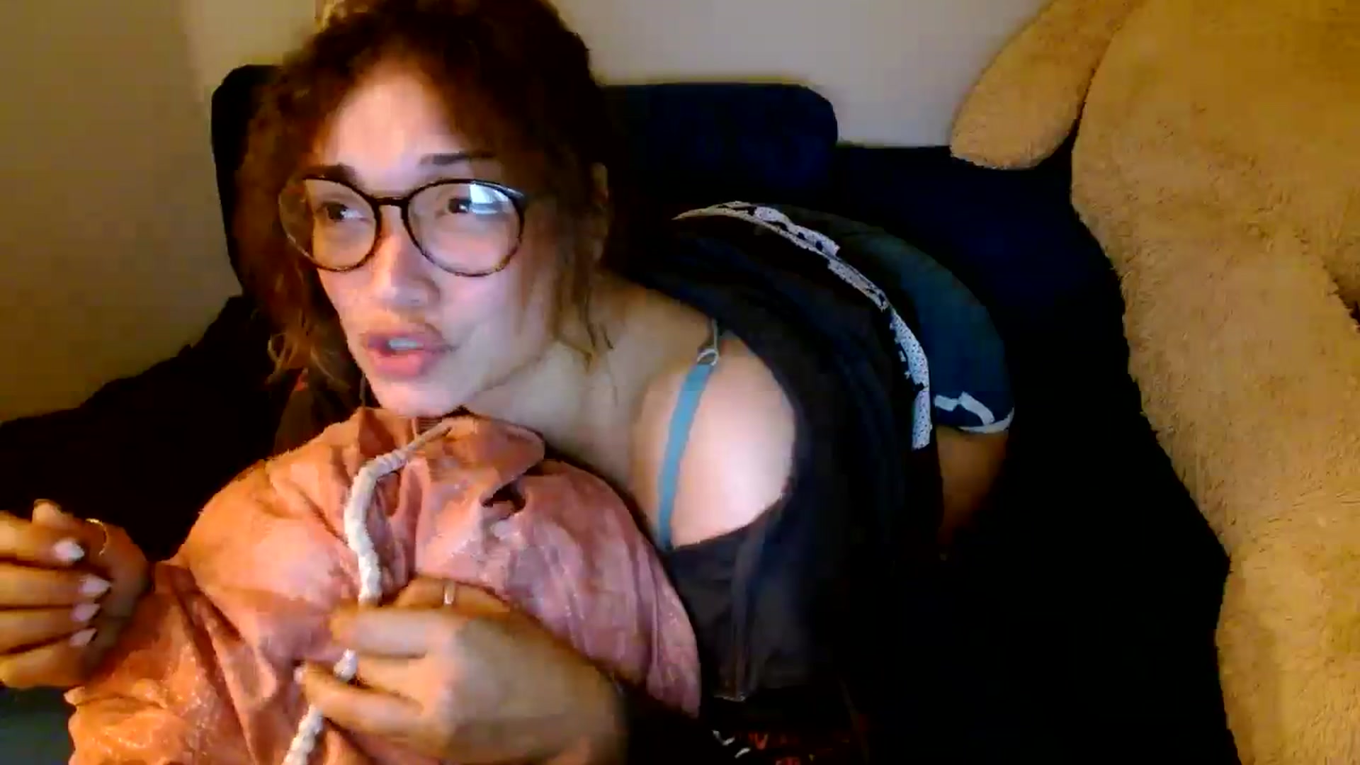 Gallery image thumbnail from Scar__lett's myfreecams stream on, 07/12/2024, 08:59 image 4 of 20