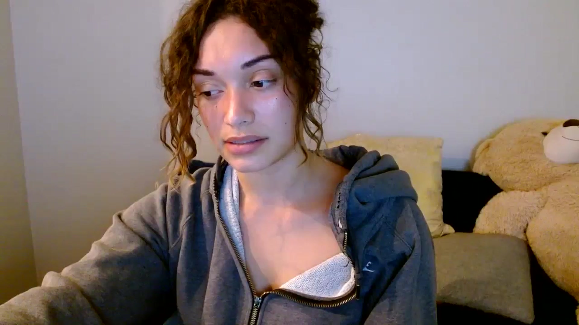 Gallery image thumbnail from Scar__lett's myfreecams stream on, 07/30/2024, 08:09 image 15 of 20