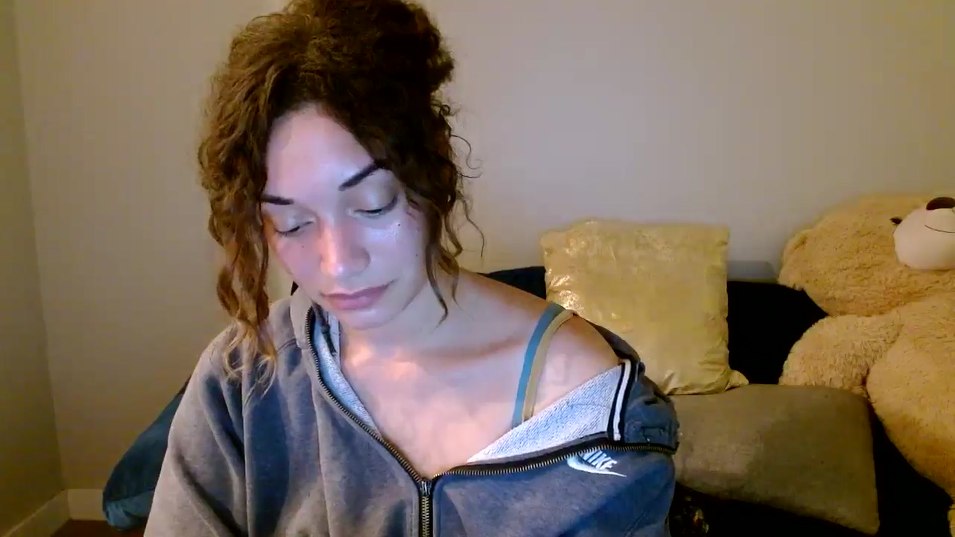 Gallery image thumbnail from Scar__lett's myfreecams stream on, 07/30/2024, 08:09 image 11 of 20