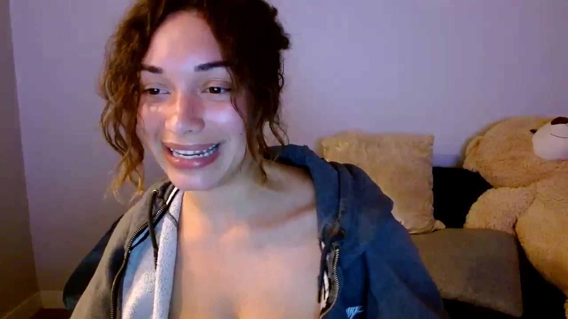 Gallery image thumbnail from Scar__lett's myfreecams stream on, 07/30/2024, 08:09 image 2 of 20