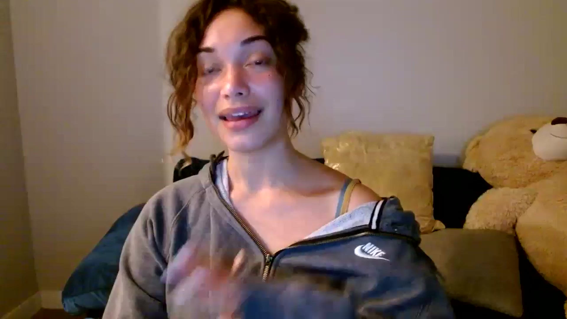 Gallery image thumbnail from Scar__lett's myfreecams stream on, 07/30/2024, 08:09 image 16 of 20