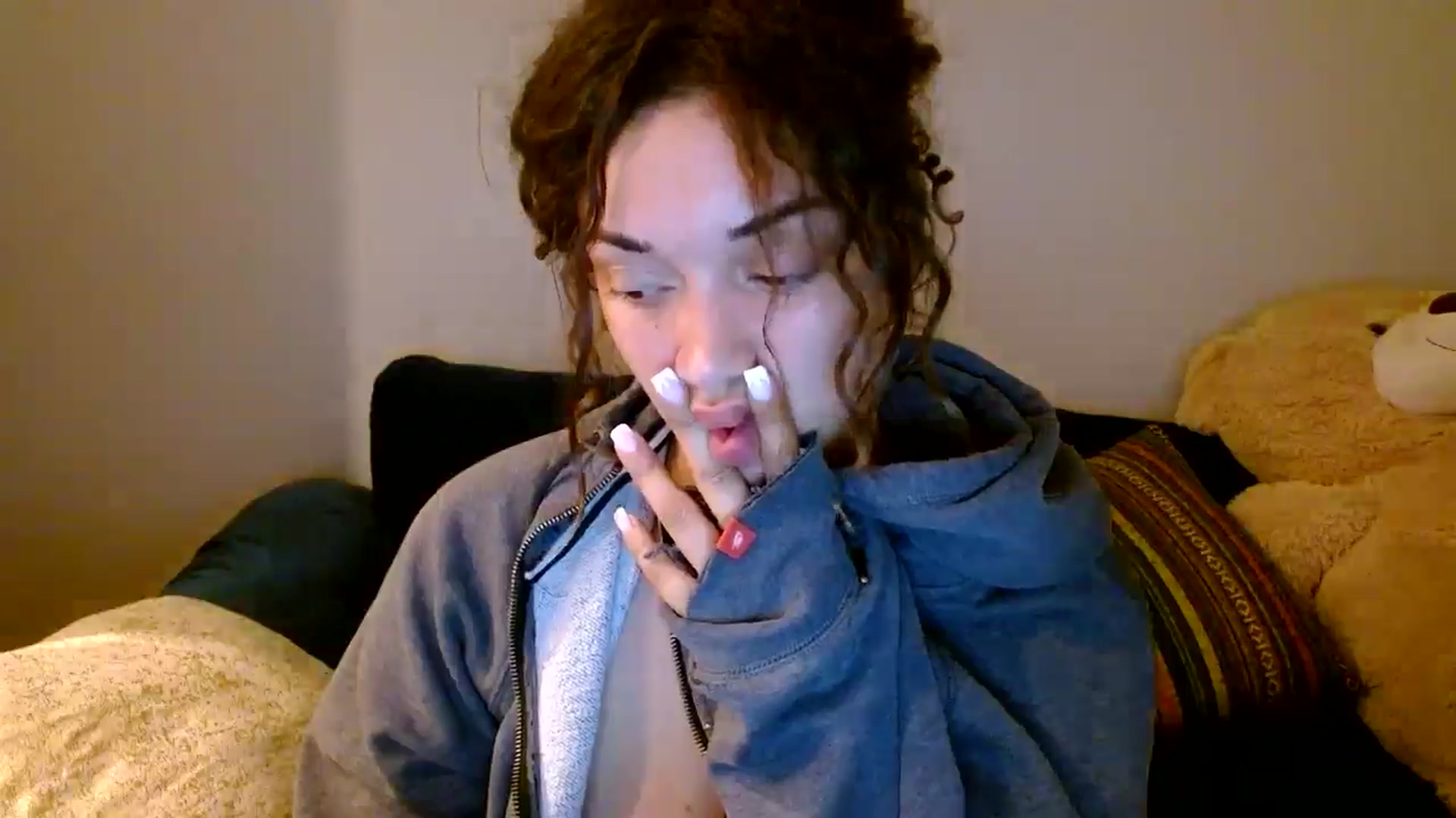Gallery image thumbnail from Scar__lett's myfreecams stream on, 07/30/2024, 09:27 image 16 of 20