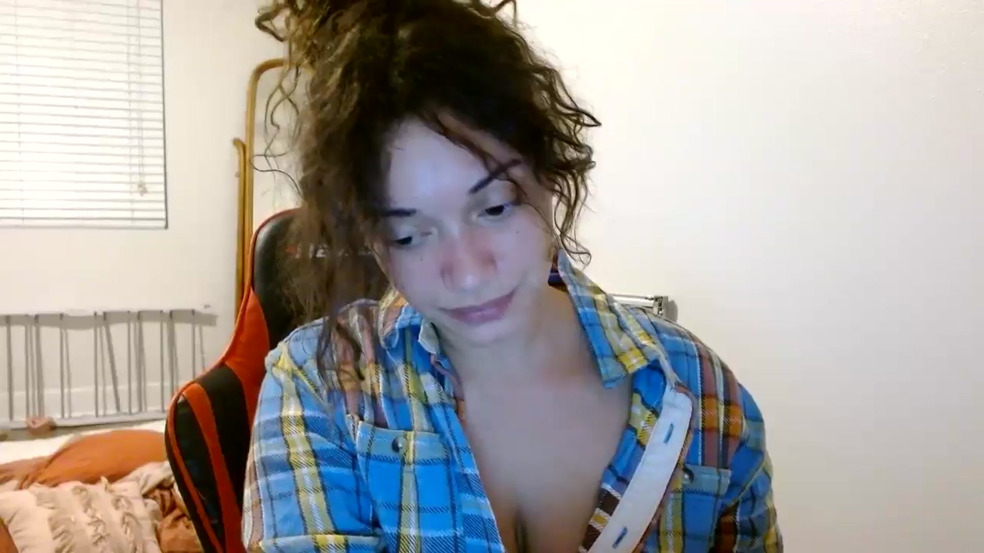 Gallery image thumbnail from Scar__lett's myfreecams stream on, 08/15/2024, 11:04 image 10 of 20