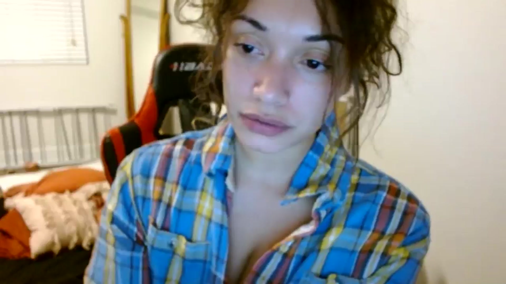Gallery image thumbnail from Scar__lett's myfreecams stream on, 08/15/2024, 11:04 image 17 of 20