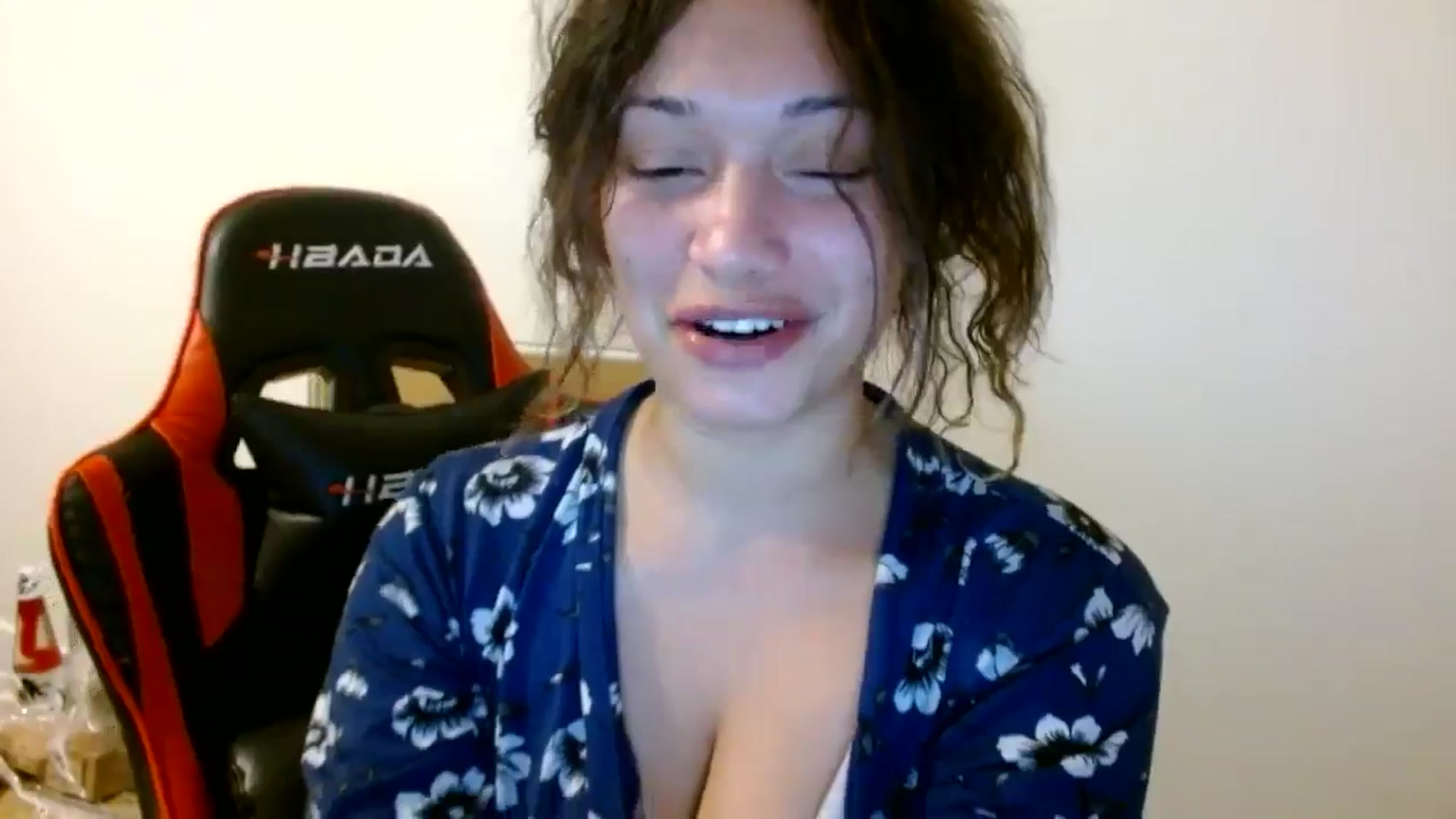 Gallery image thumbnail from Scar__lett's myfreecams stream on, 08/21/2024, 07:34 image 13 of 20