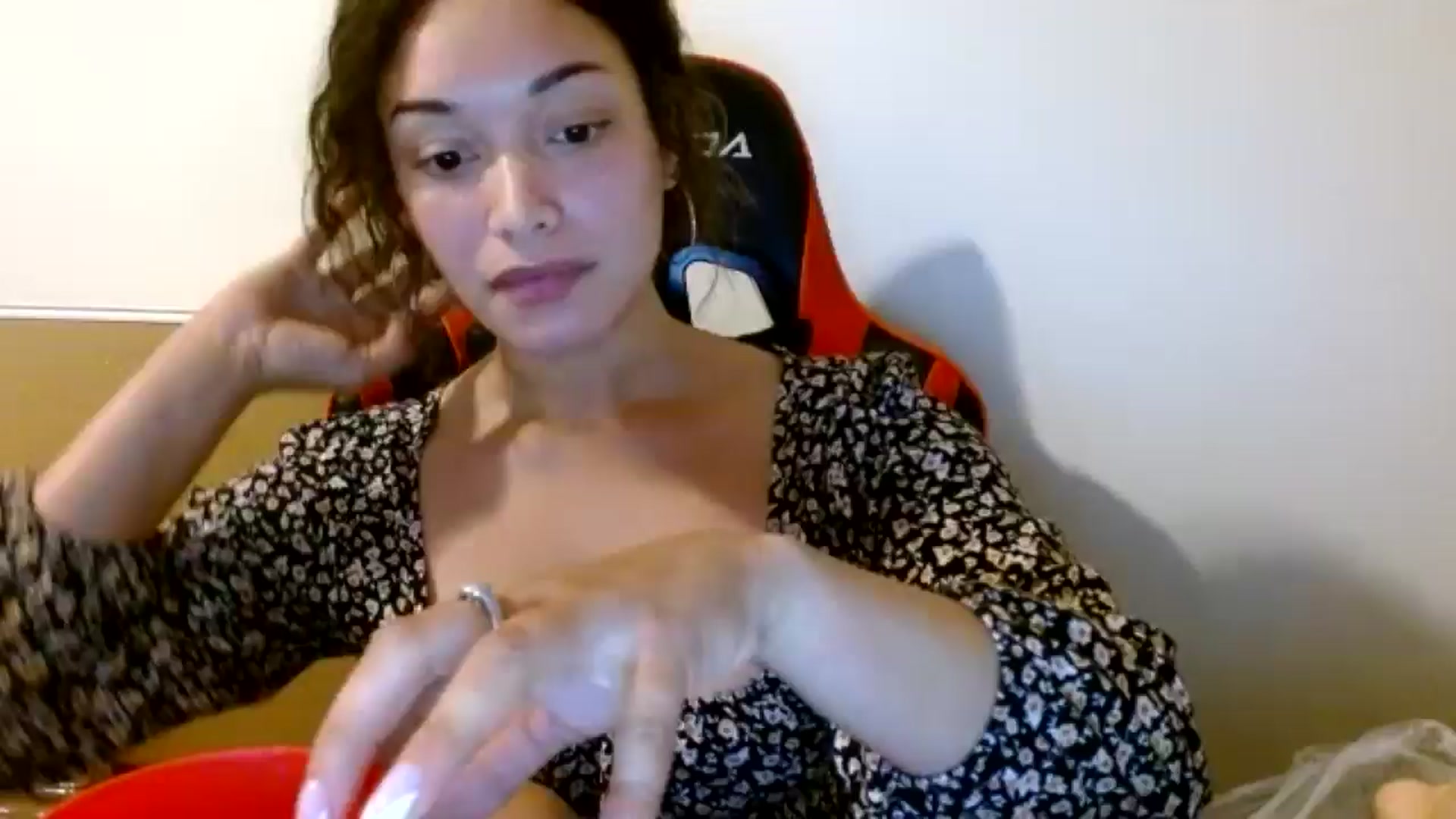 Gallery image thumbnail from Scar__lett's myfreecams stream on, 08/28/2024, 07:11 image 15 of 20