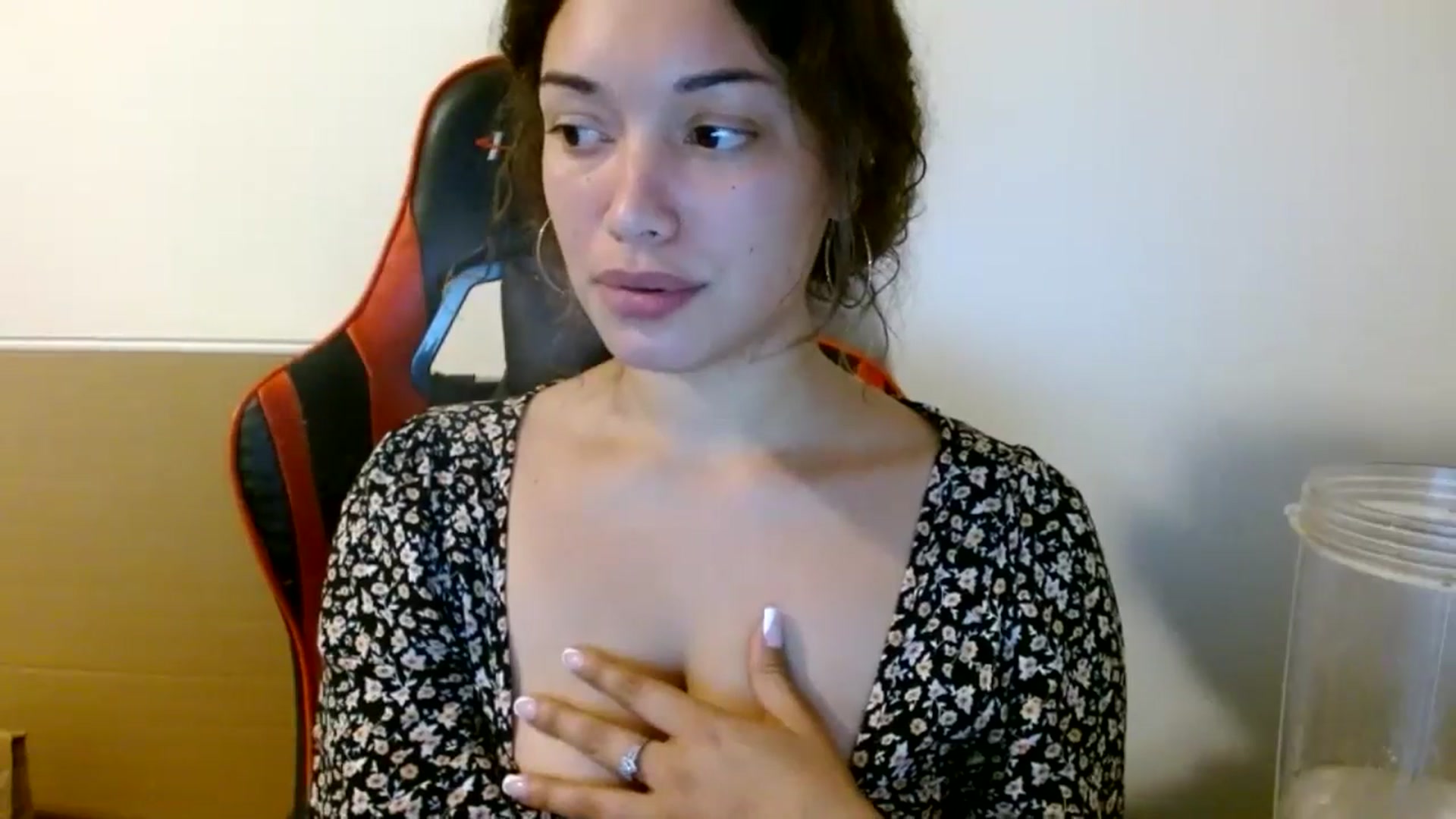 Gallery image thumbnail from Scar__lett's myfreecams stream on, 08/28/2024, 09:34 image 7 of 20