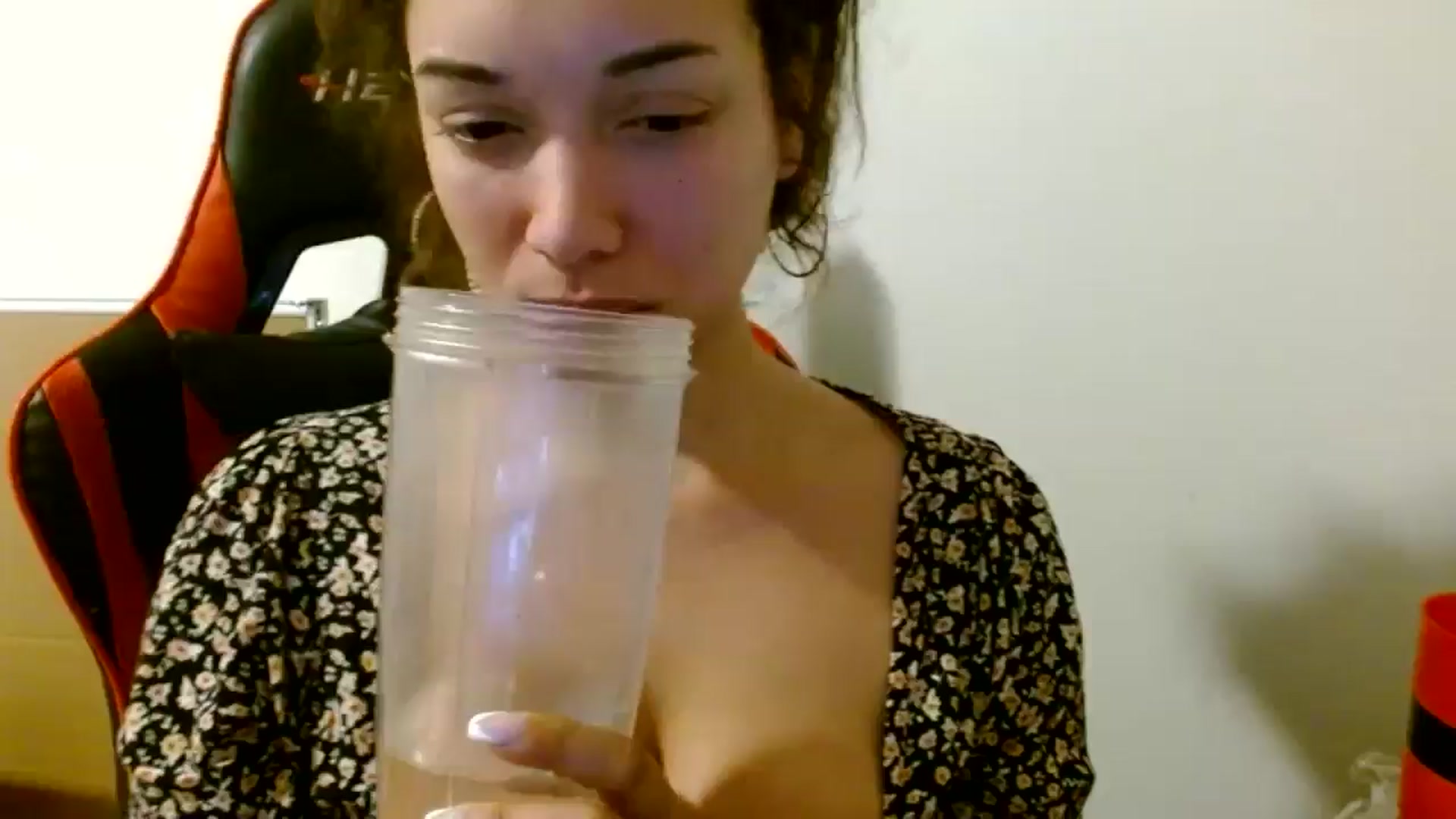 Gallery image thumbnail from Scar__lett's myfreecams stream on, 08/28/2024, 09:34 image 16 of 20
