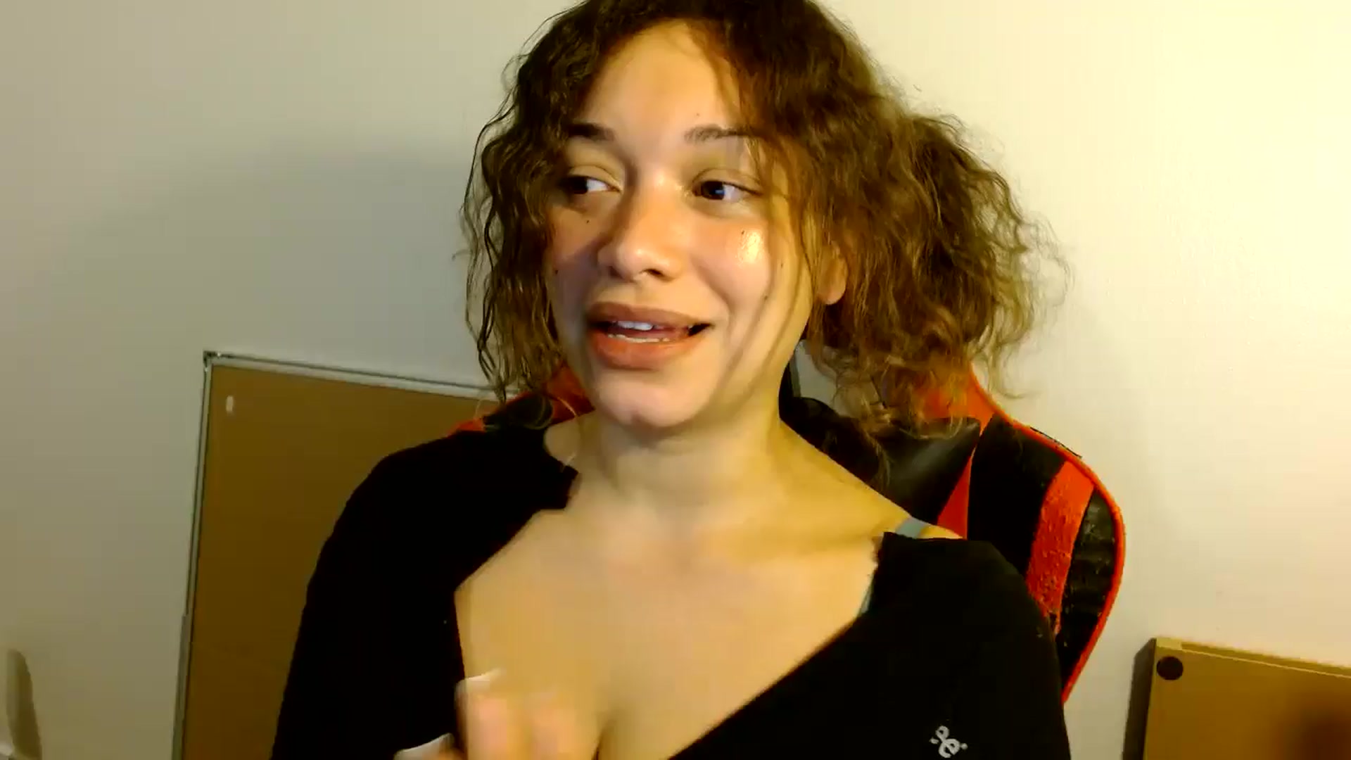 Gallery image thumbnail from Scar__lett's myfreecams stream on, 09/06/2024, 08:15 image 3 of 20