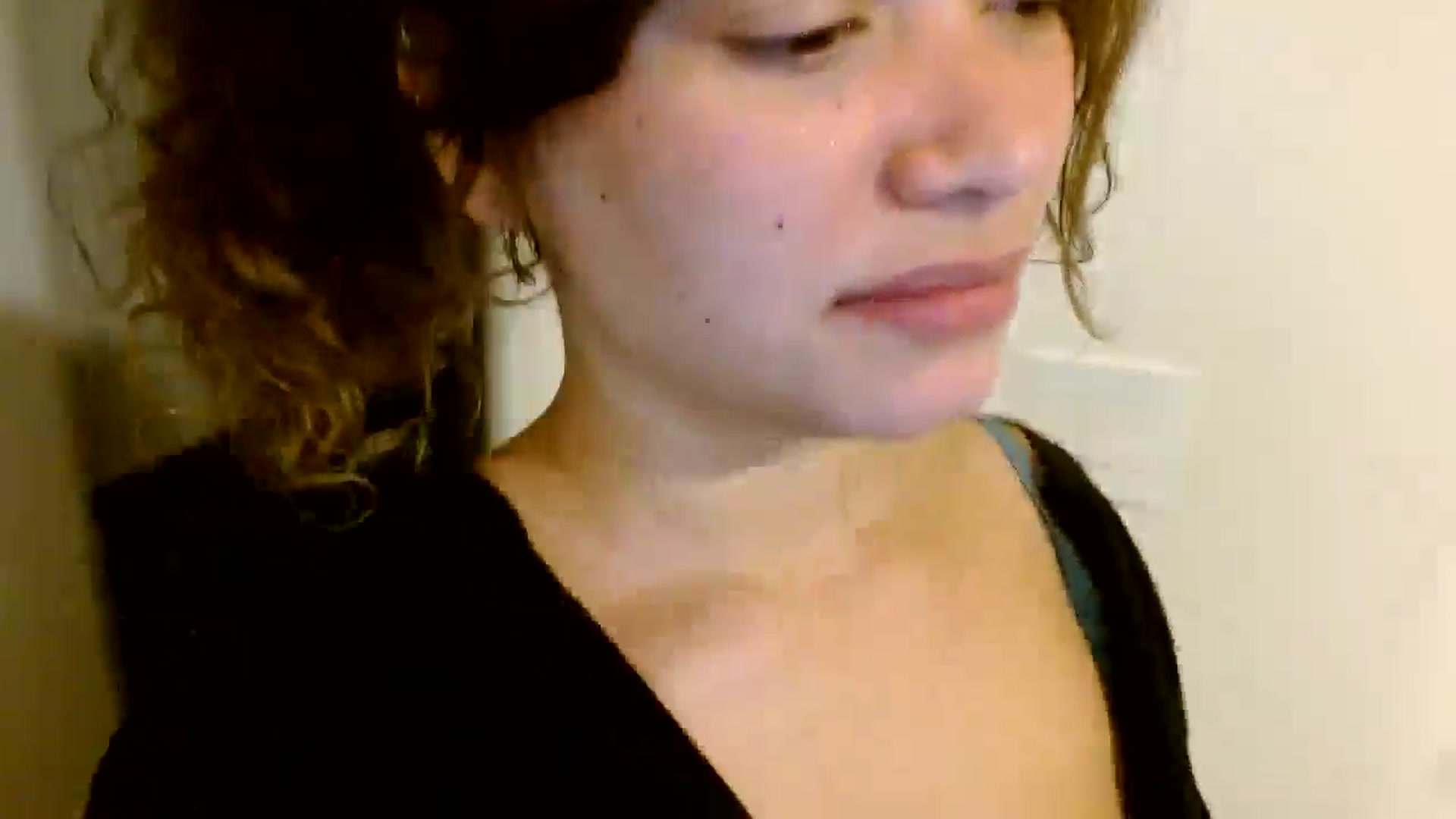 Gallery image thumbnail from Scar__lett's myfreecams stream on, 09/06/2024, 08:15 image 15 of 20