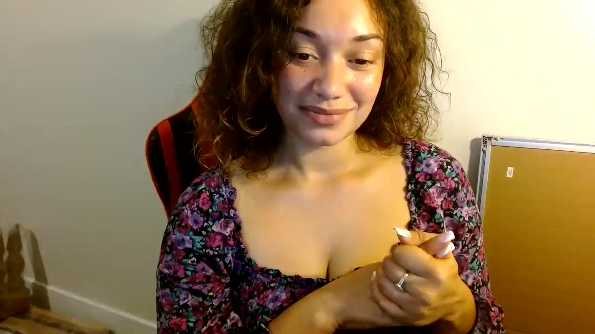 Gallery image thumbnail from Scar__lett's myfreecams stream on, 09/13/2024, 09:20 image 11 of 20