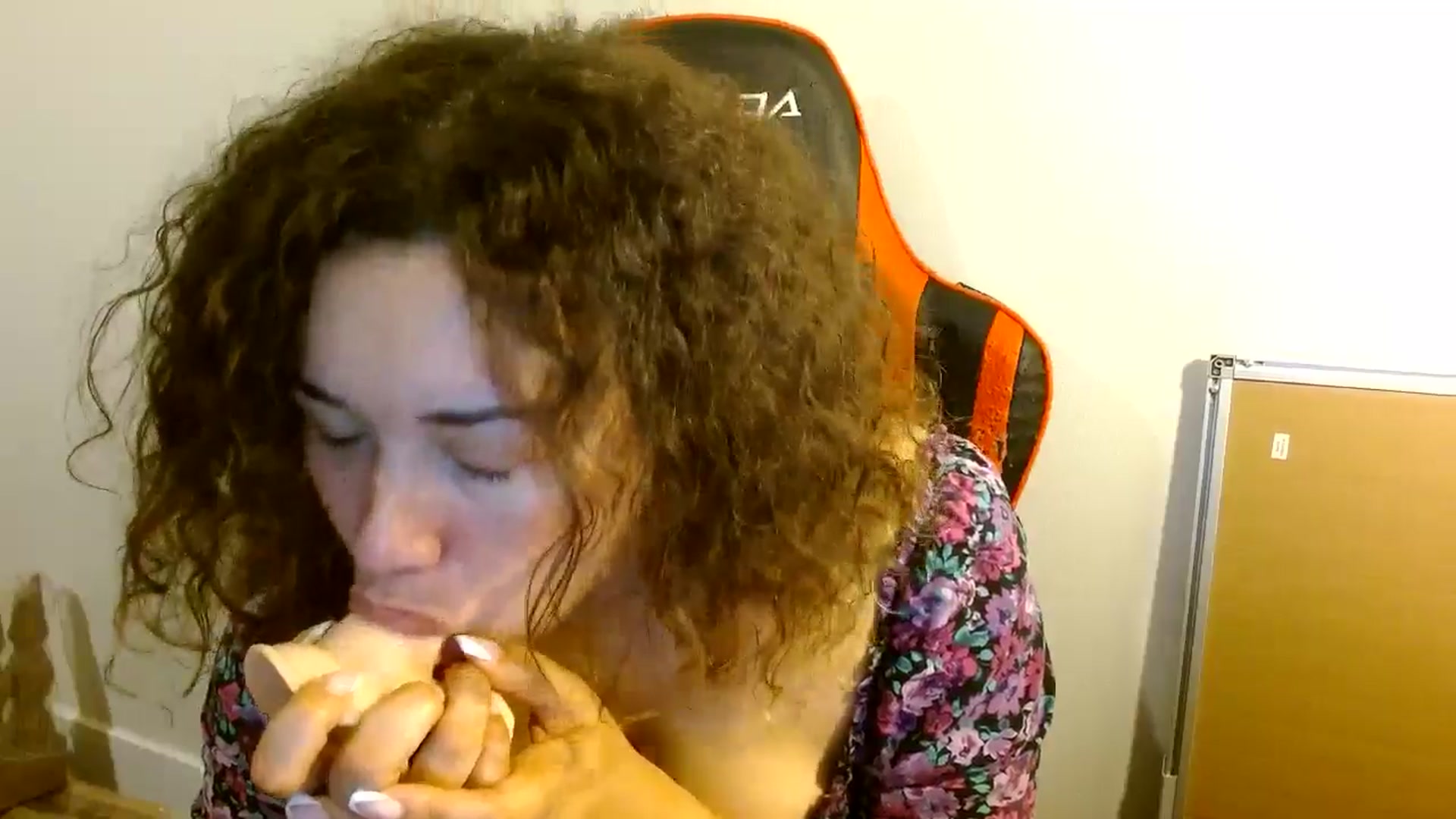 Gallery image thumbnail from Scar__lett's myfreecams stream on, 09/13/2024, 10:07 image 14 of 20