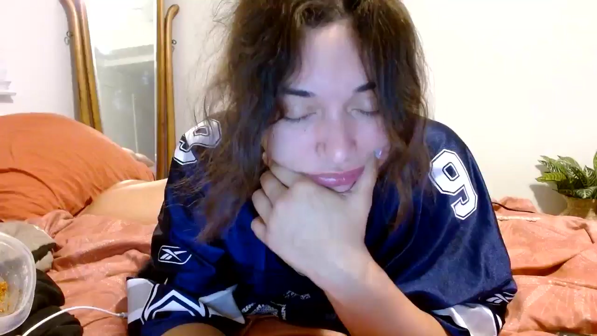 Gallery image thumbnail from Scar__lett's myfreecams stream on, 09/27/2024, 09:17 image 18 of 20