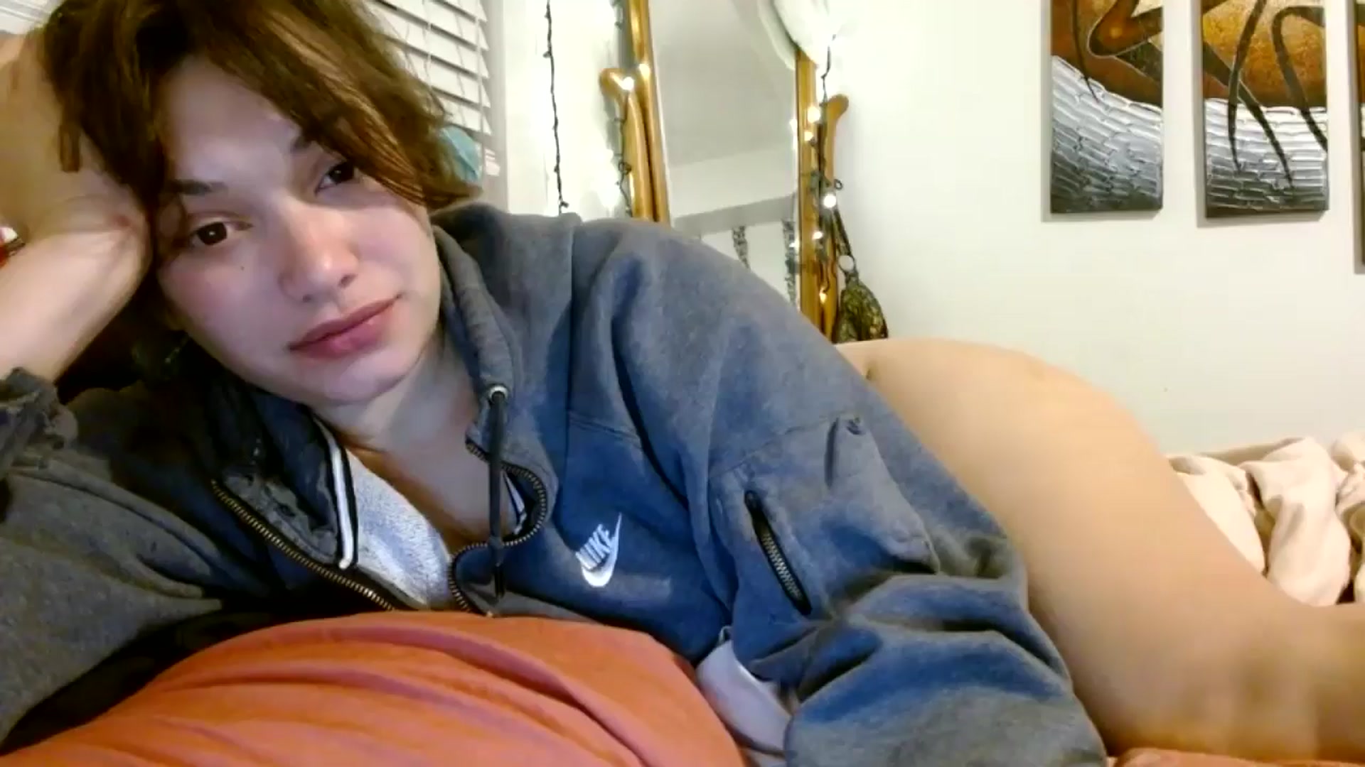 Gallery image thumbnail from Scar__lett's myfreecams stream on, 12/05/2024, 08:47 image 10 of 20