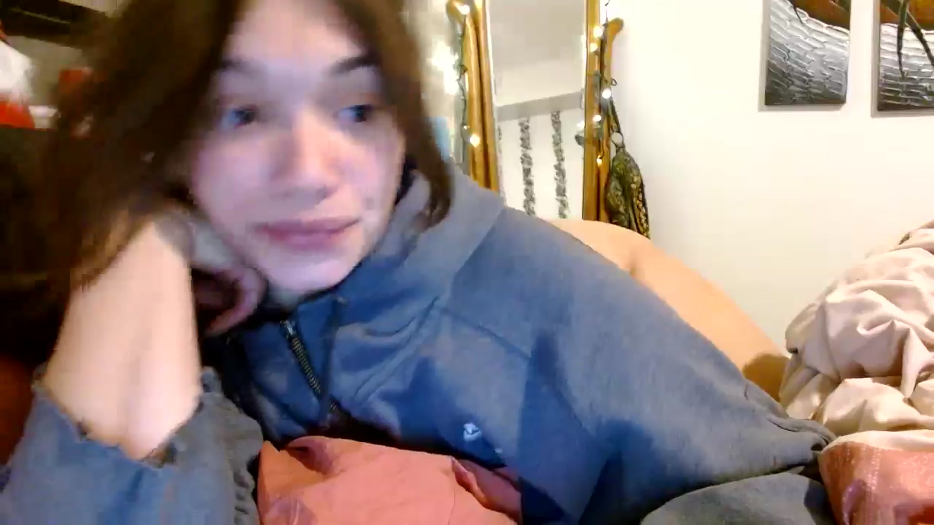 Gallery image thumbnail from Scar__lett's myfreecams stream on, 12/05/2024, 08:47 image 15 of 20