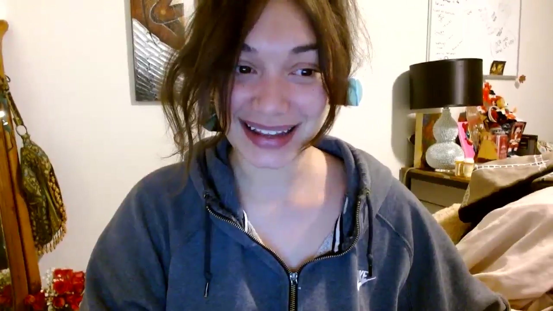 Gallery image thumbnail from Scar__lett's myfreecams stream on, 12/05/2024, 08:47 image 7 of 20