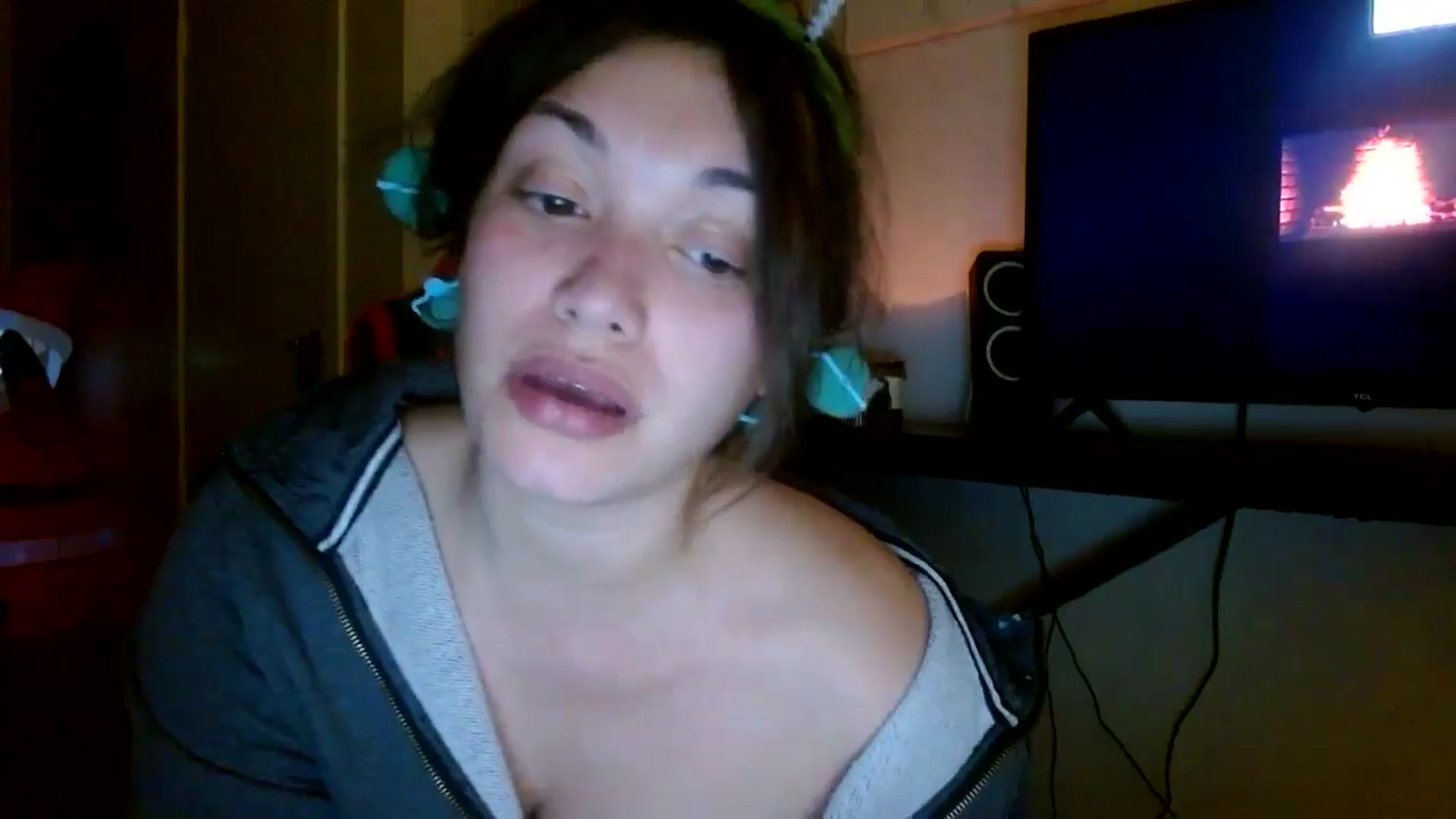 Gallery image thumbnail from Scar__lett's myfreecams stream on, 12/05/2024, 10:32 image 2 of 20